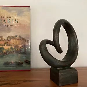 Apartment Vue Sur Jardin, 3 Pieces, Paris